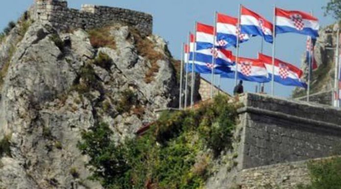 Rodoljubna poezija: Stina Pradidova